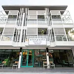 Stay@Kata Poshtel