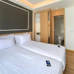 Aristo 2 Beach Front - By Holy Cow 413