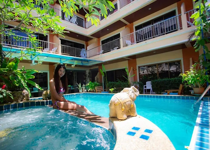 Seven Seas Hotel