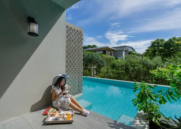 Proud Phuket Hotel - SHA EXTRA PLUS