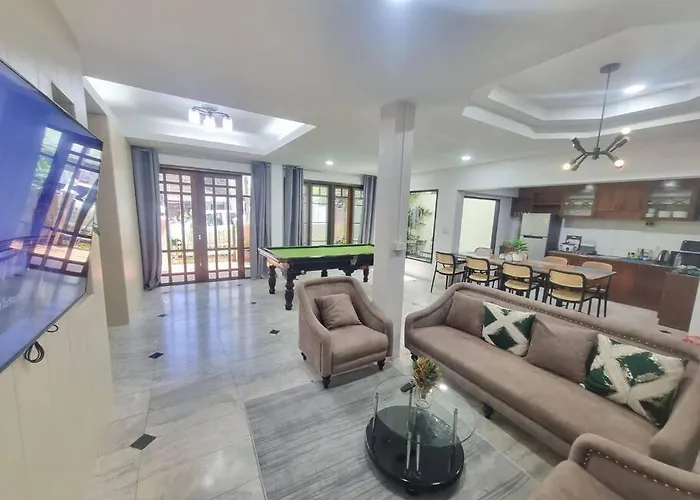 Cozy Villa 4 Bedrooms Patong,7Mins. Walk Beach/10Mns.Bangla Rd