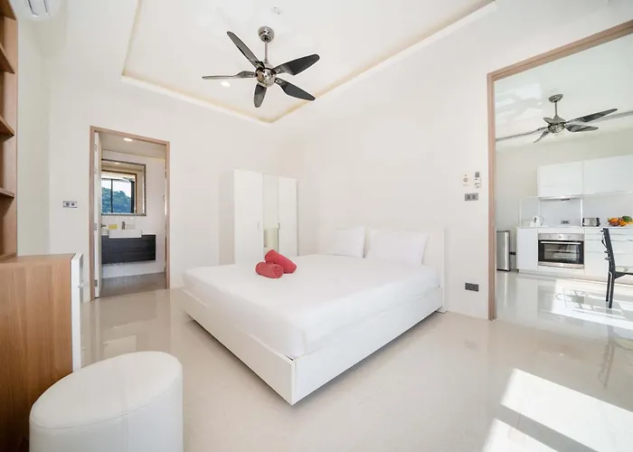 Sea & Mountain Views Apartment At Vv Patong A603