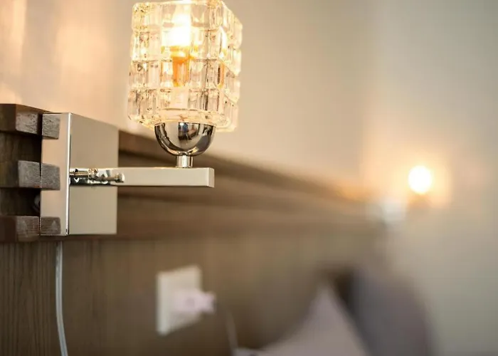Comfy M.U.Den Patong Phuket