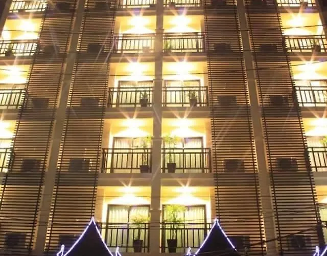 Patong Hemingways Hotel
