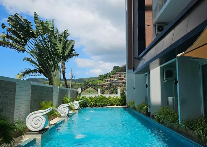 Chic Condominium Karon Beach