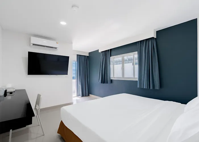 Terminal2 Hotel Phuket