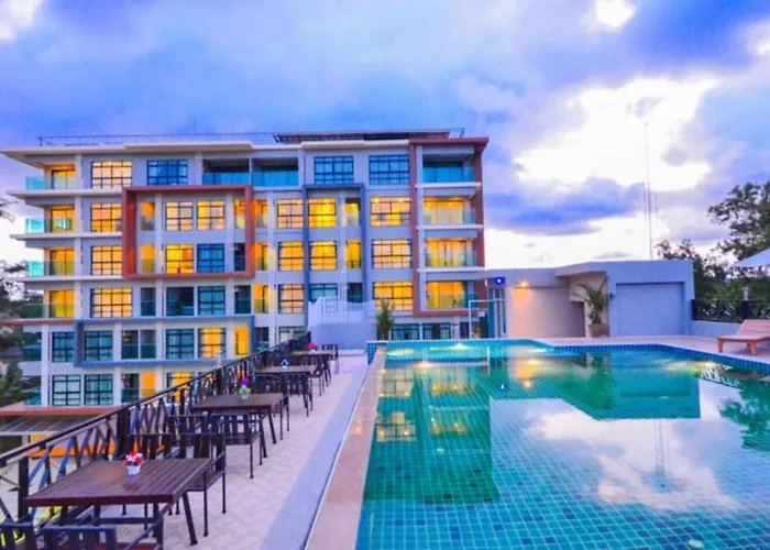 Golden Manora Hotel Bangtao Beach Phuket