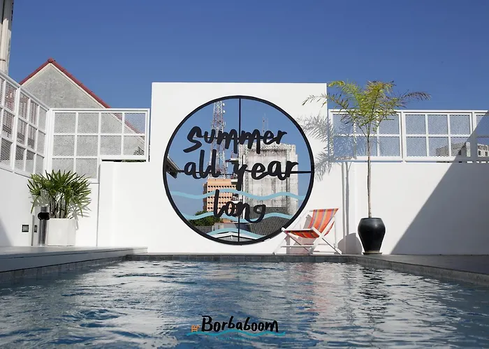 Borbaboom Phuket Poshtel & Hostel