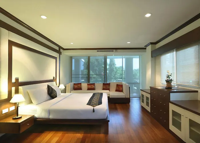 Karon-View Royal Lotus