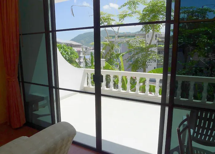Natural Mystic Patong Residence