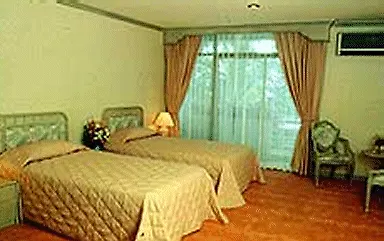 Crown Nai Yang Suite Hotel