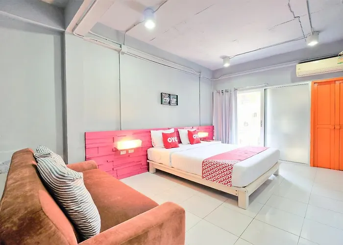 Oyo 292 The Oddy Hip Hotel