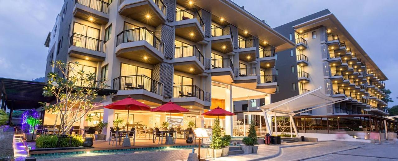 Patong Beachfront 2 Mins Walk To Whitebeach Guest house 3*