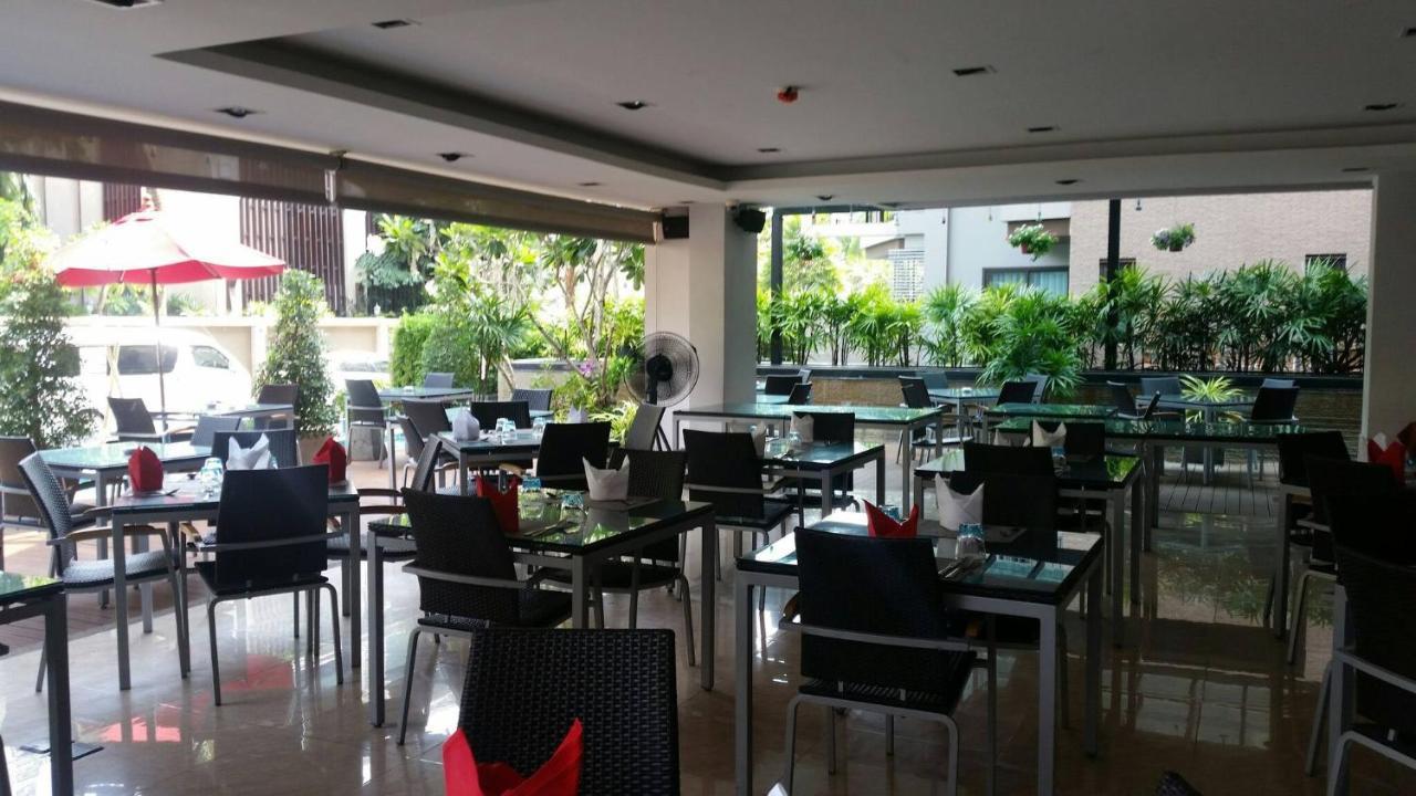 Patong Beachfront 2 Mins Walk To Whitebeach 3* Phuket