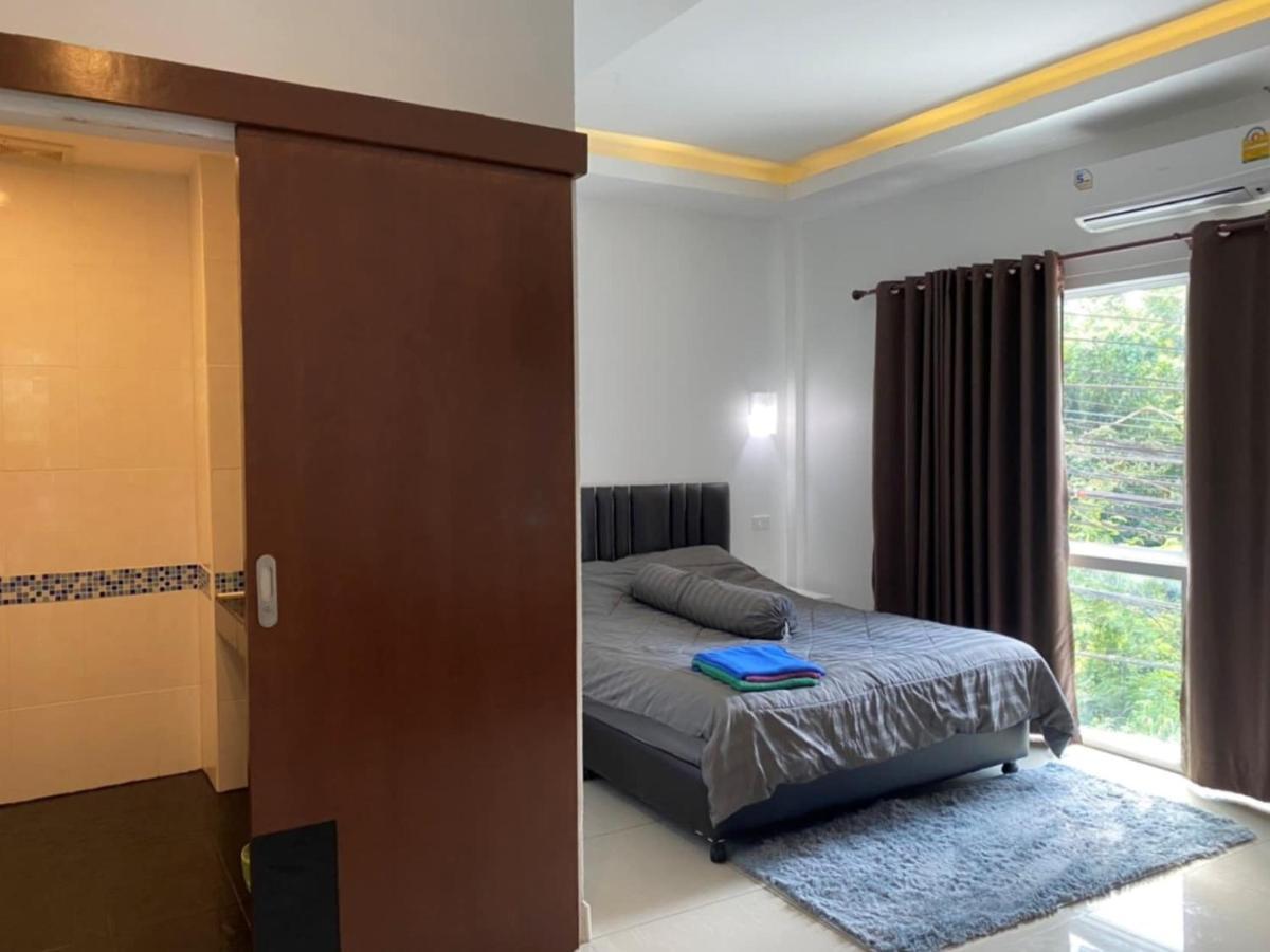 Hotel Oyo 1150 Sawasdee Orange