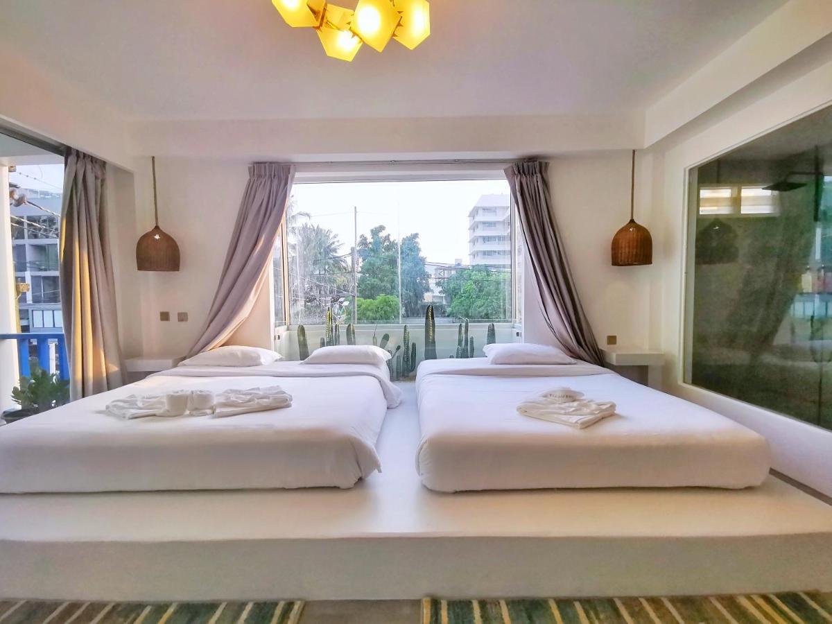 Hotel Up 2 You Cafe & 3*