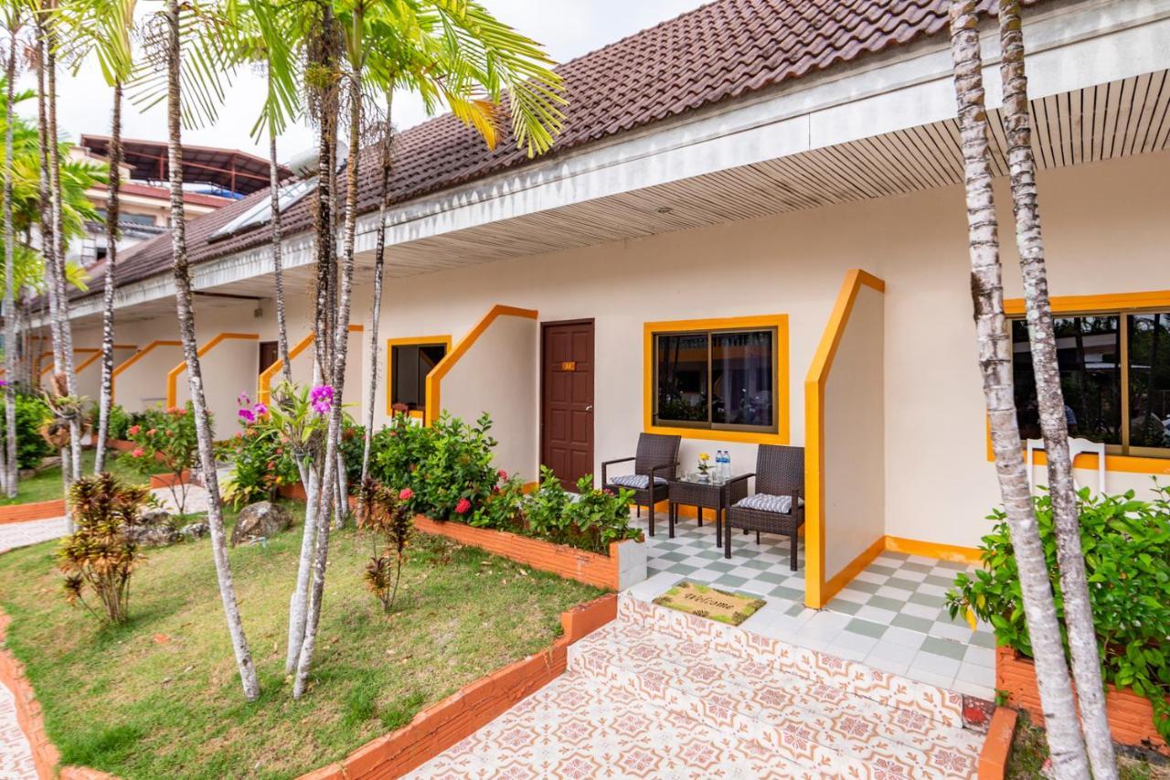 Hotel Coconut 3*