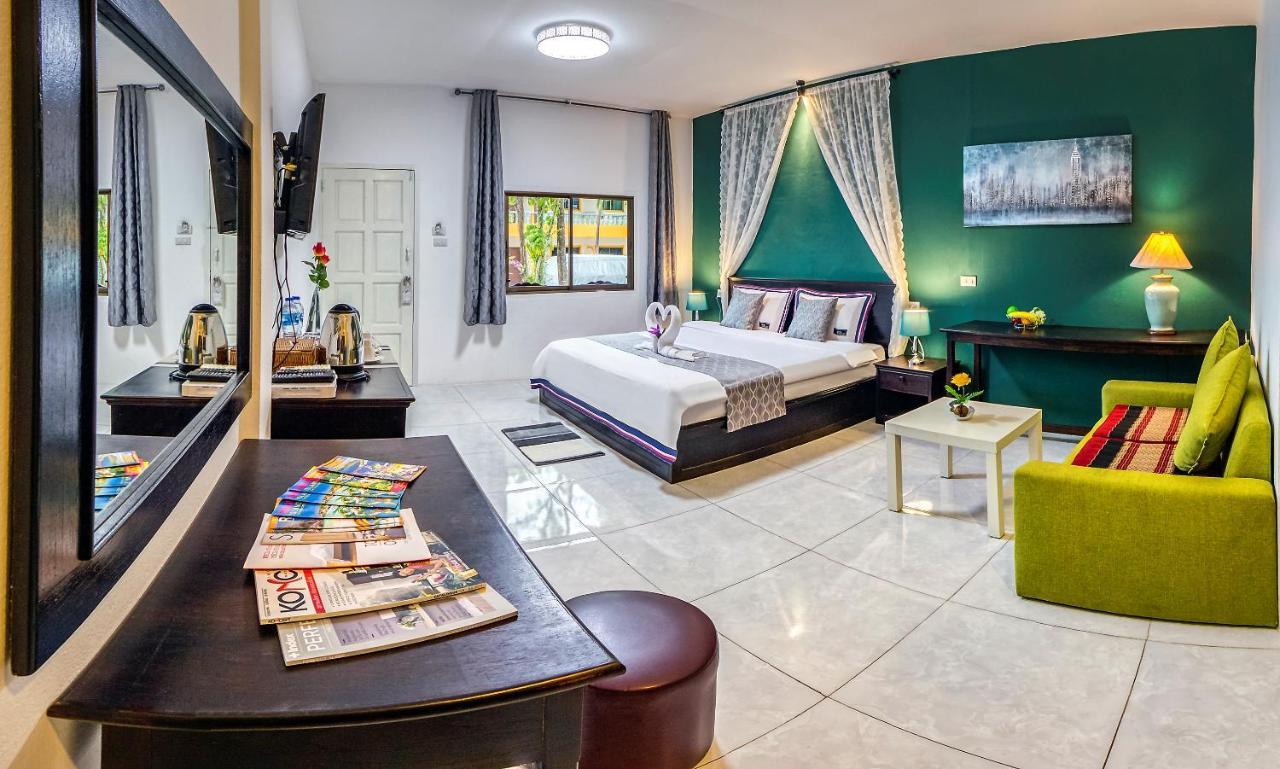 Coconut Hotel 3*