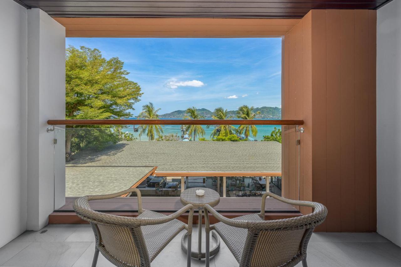 Hotel Liv Phuket Beachfront