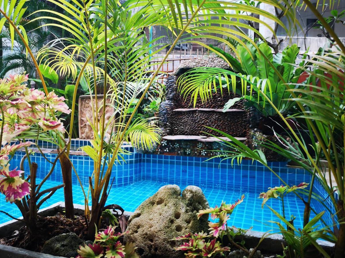 Seven Seas Hotel Patong