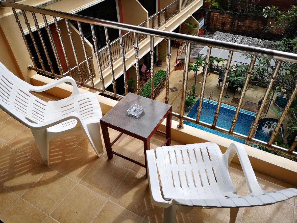 Seven Seas Patong