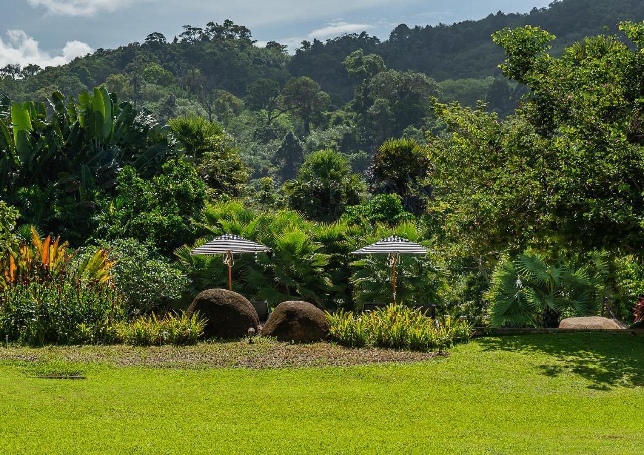 Naithonburi - Sha Extra Resort