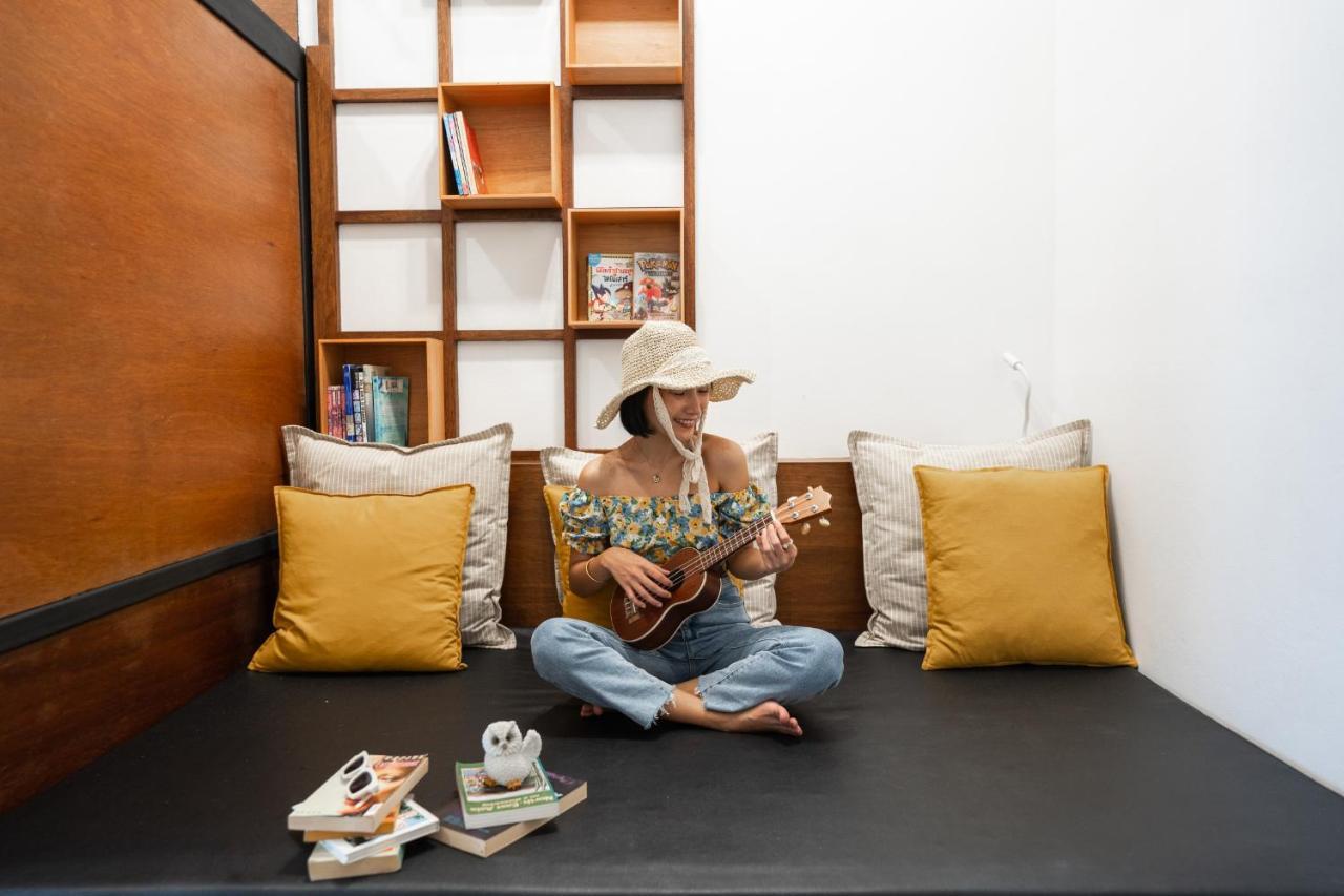 Hostel Book A Bed Poshtel - Sha *