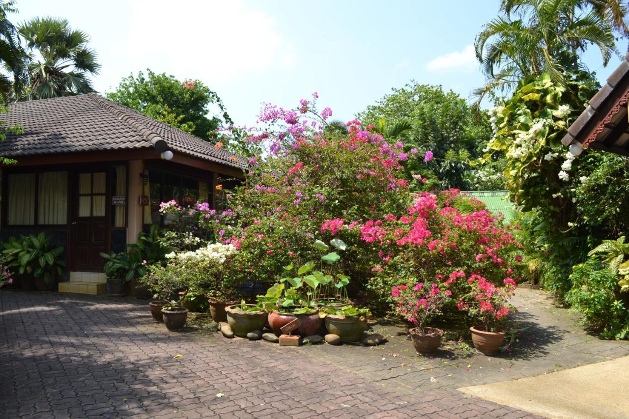 Phuket Golden - Sha Extra Inn