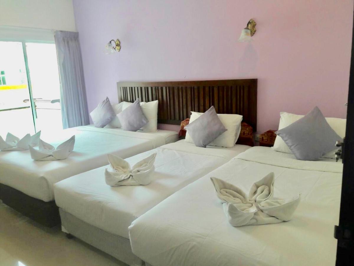 Bs Airport At Phuket Hotel Nai Yang Beach