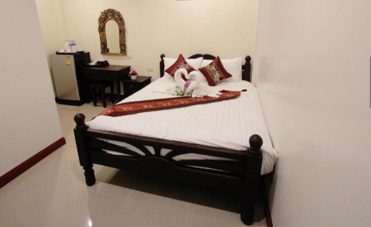 Hotel Bs Airport At Phuket 3*