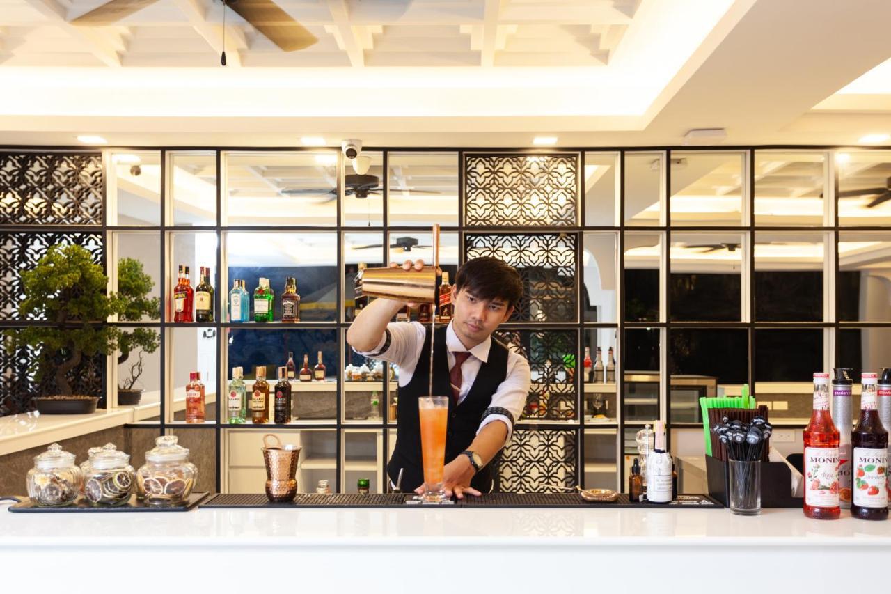 Anona Beachfront Phuket Resort-sha Extra 4*