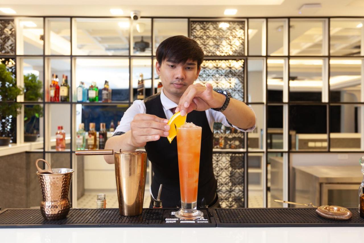 Anona Beachfront Phuket Resort-sha Extra 4* Patong