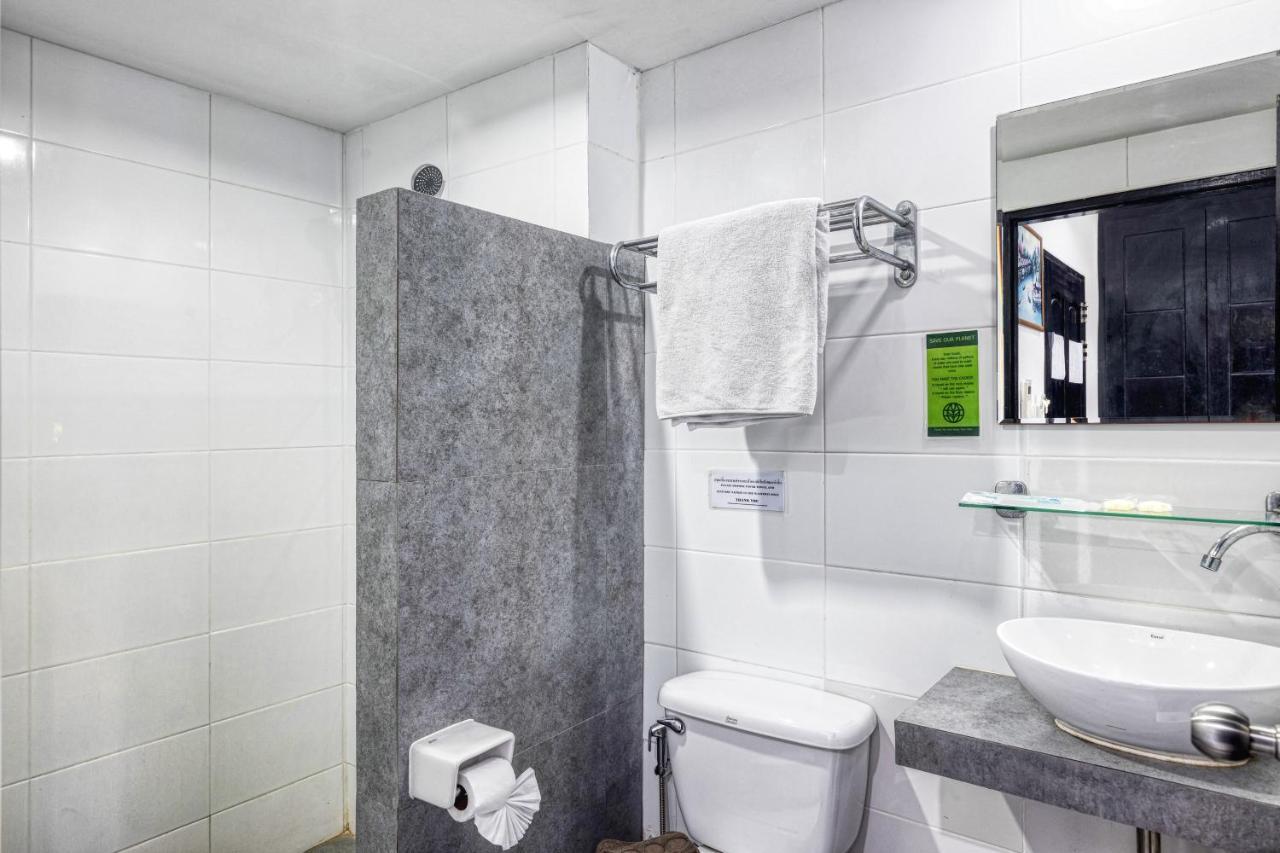 Noble House - 200 Meters Patong Gasthof