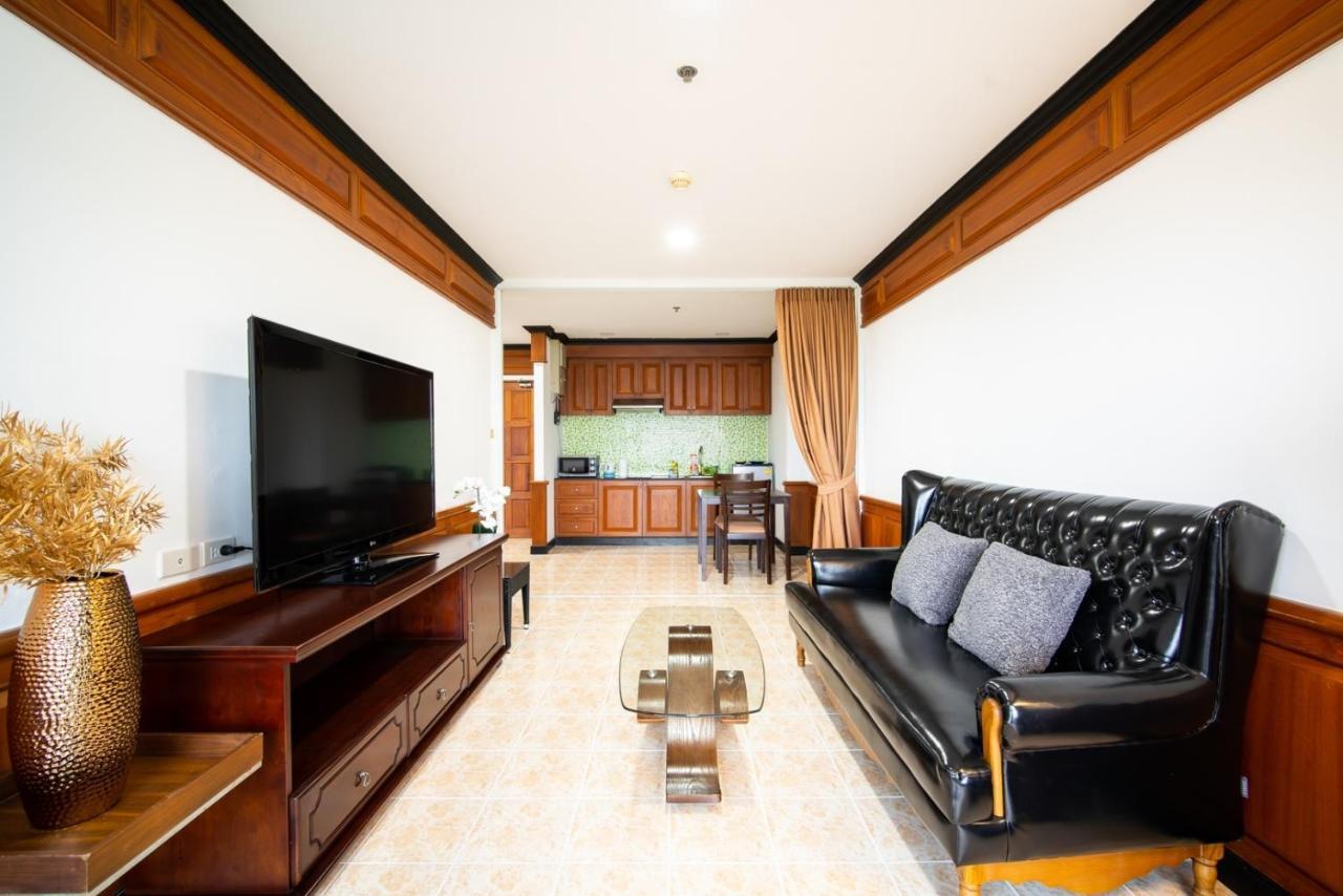 Apartment Tower By Seesea Patong