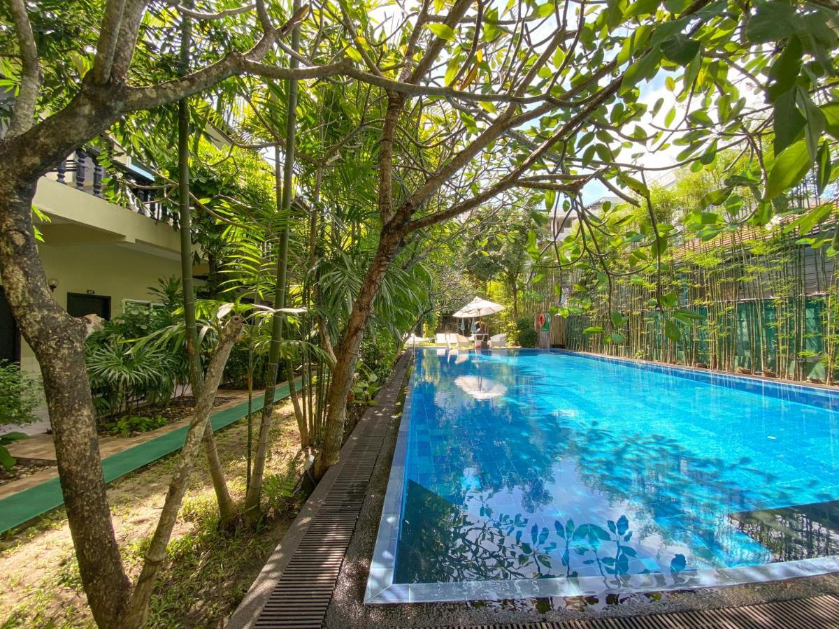 Lokal Phuket 