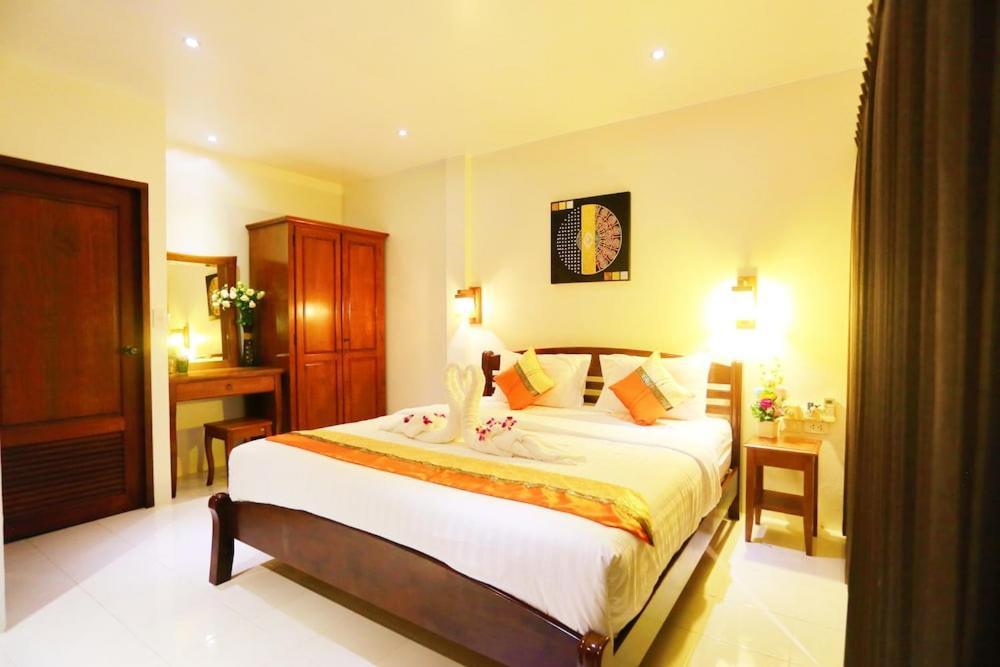 Lemon Tree Naturist Naiharn Resort
