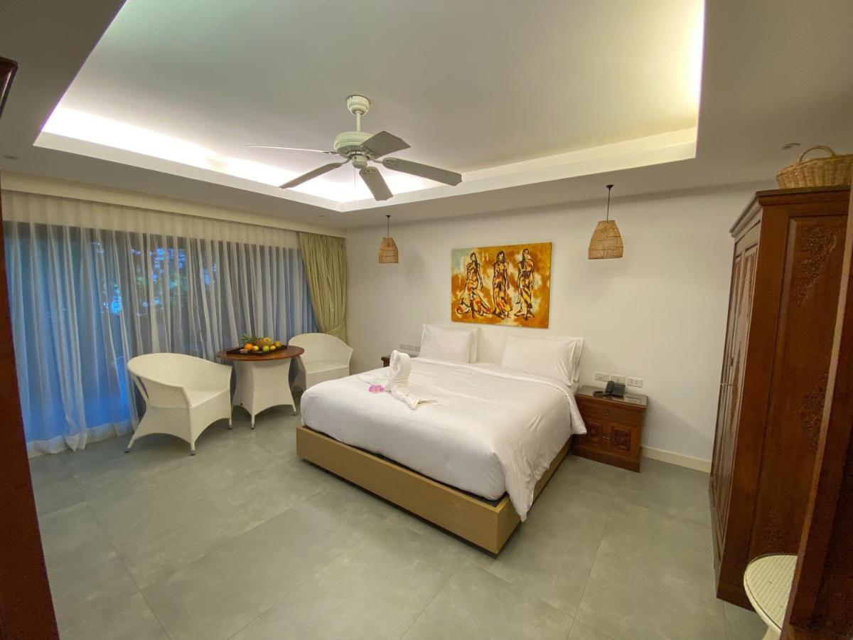 Hotel Lokal Phuket 