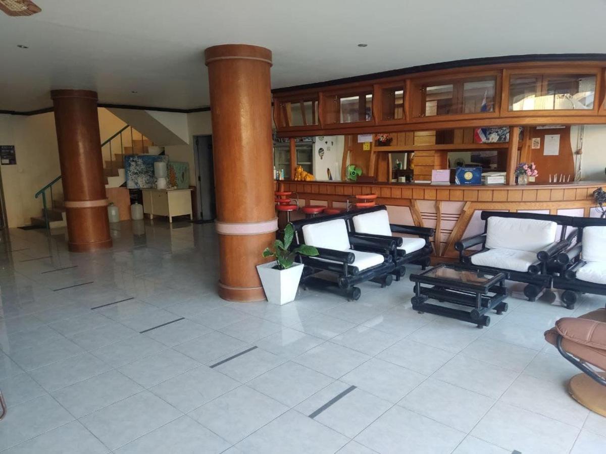 Holidays House 2* Karon