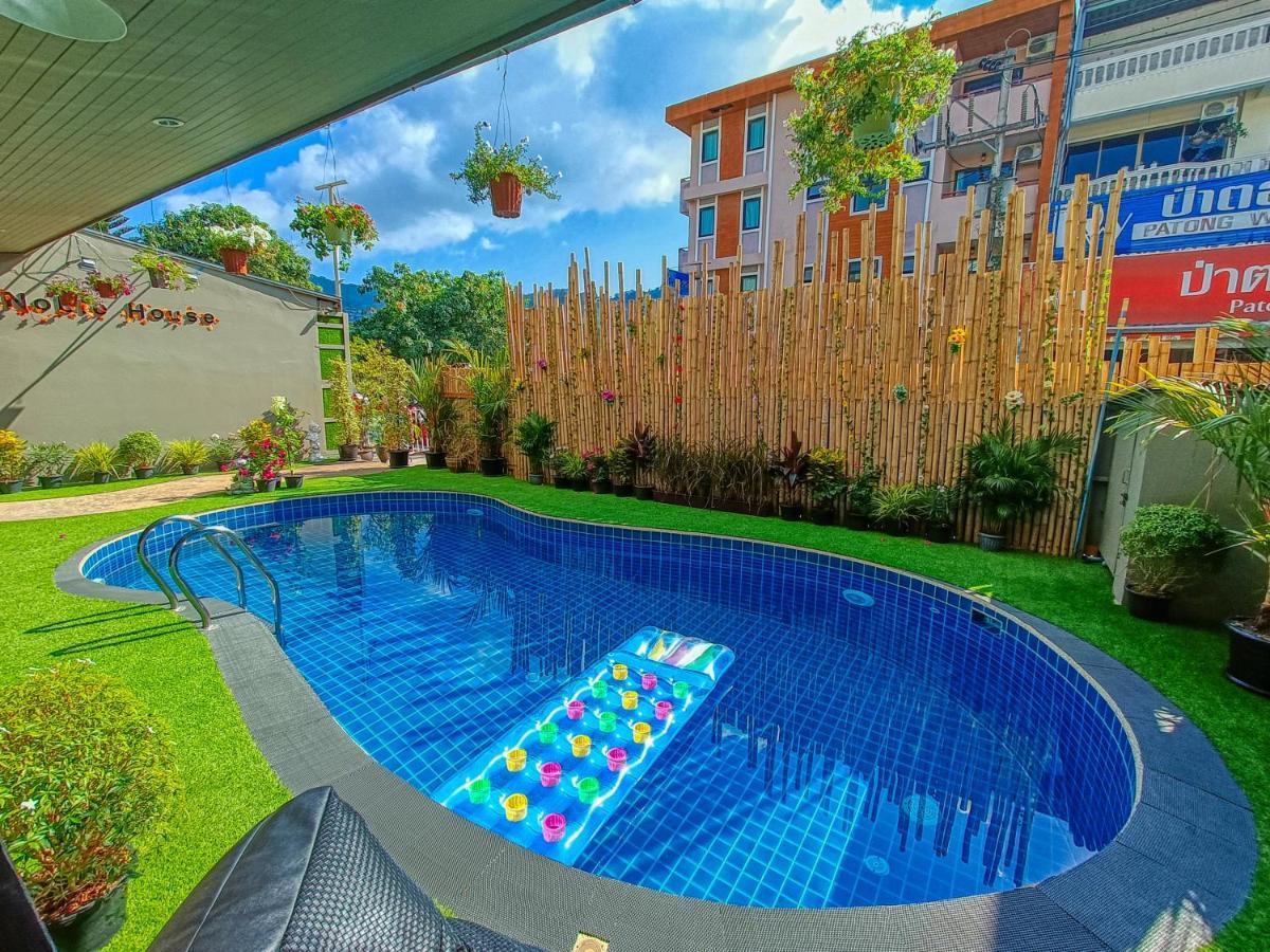 Noble House - 200 Meters Patong