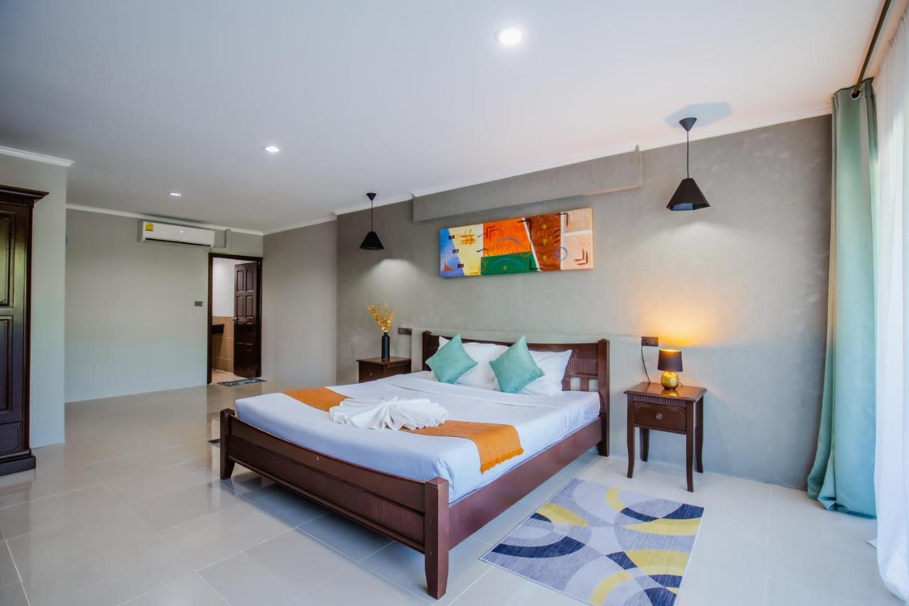 Time Out Hotel 3*
