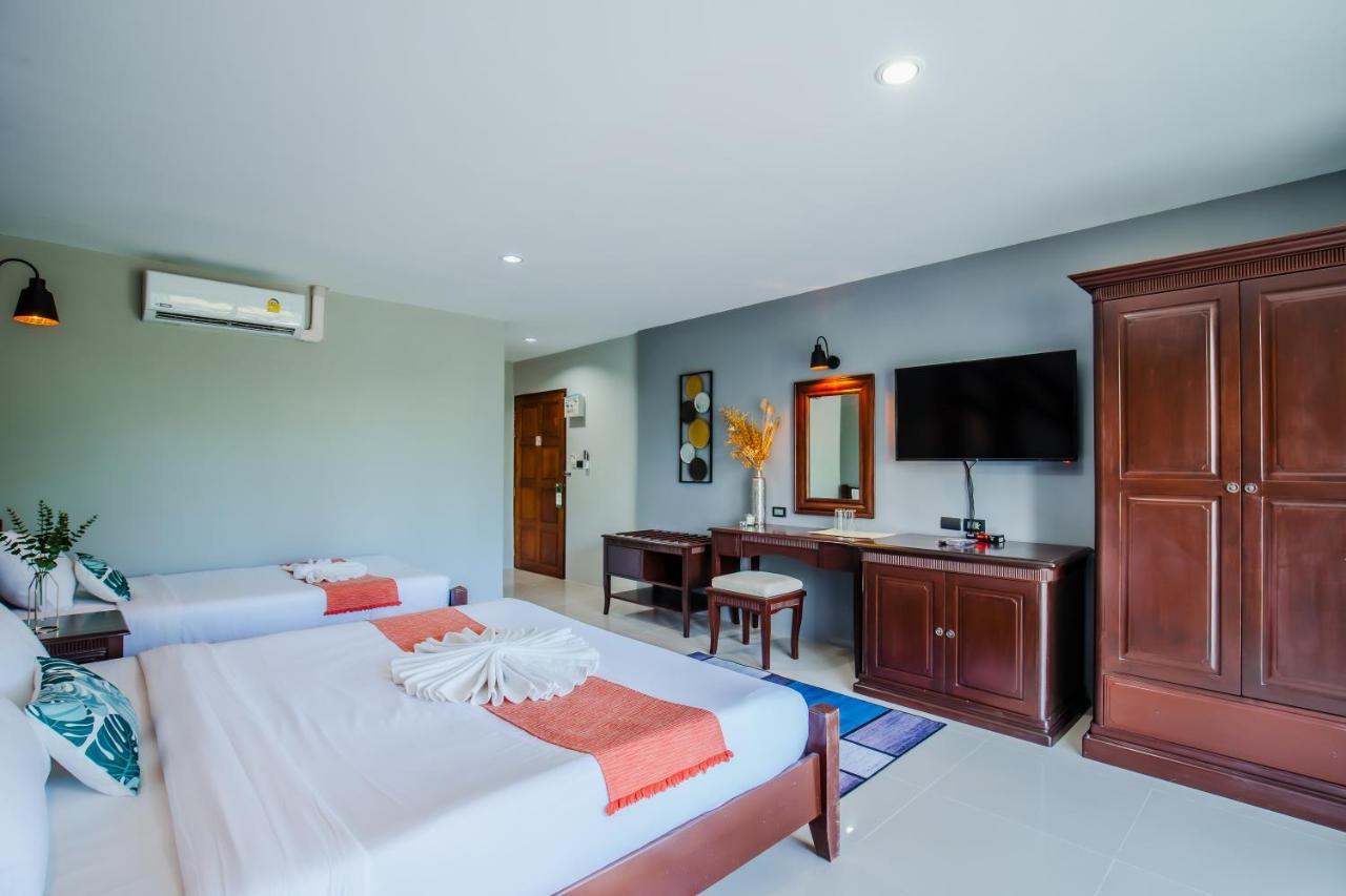Time Out Hotel