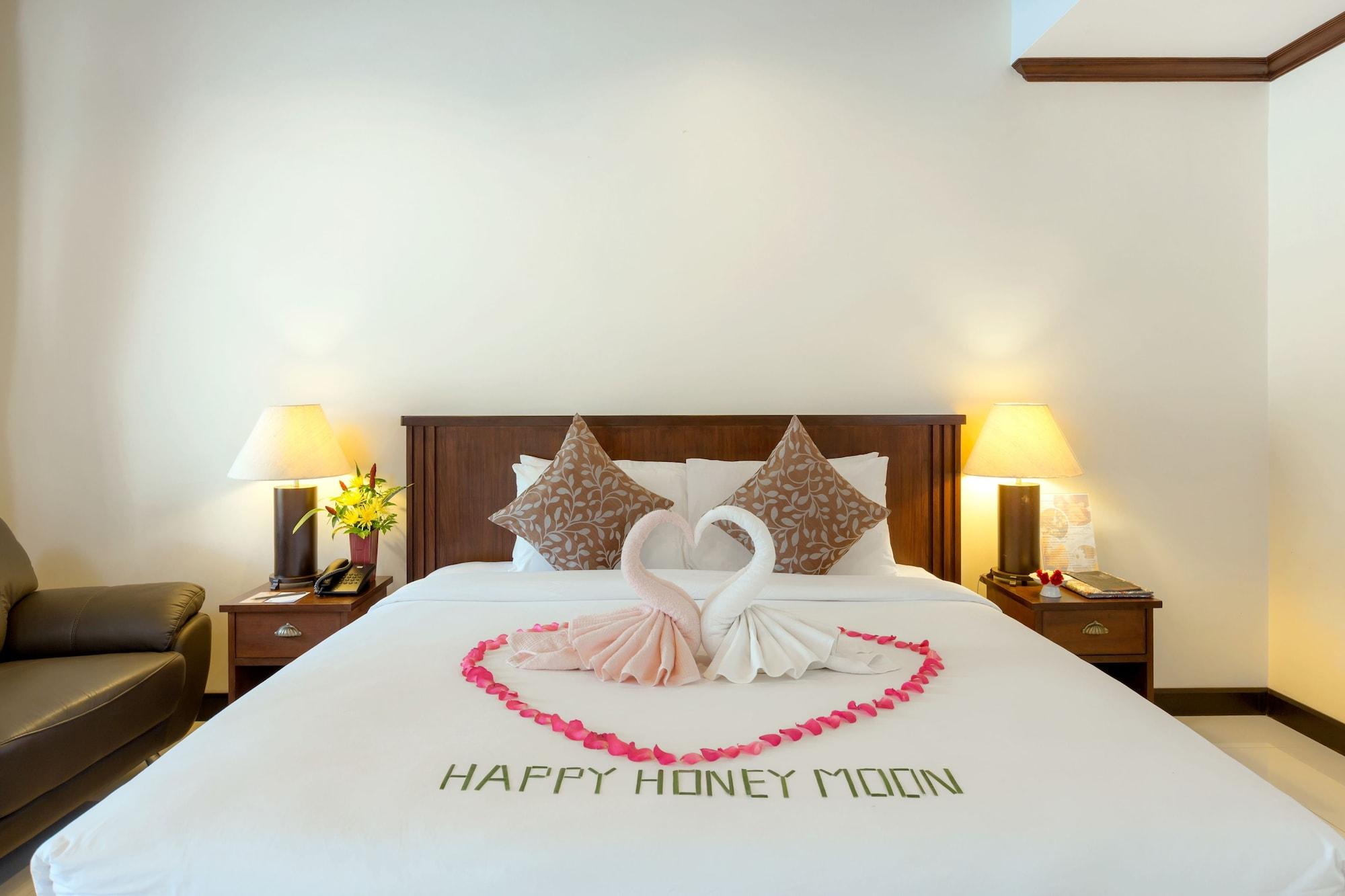 Resort The Front Village - Sha Plus Karon