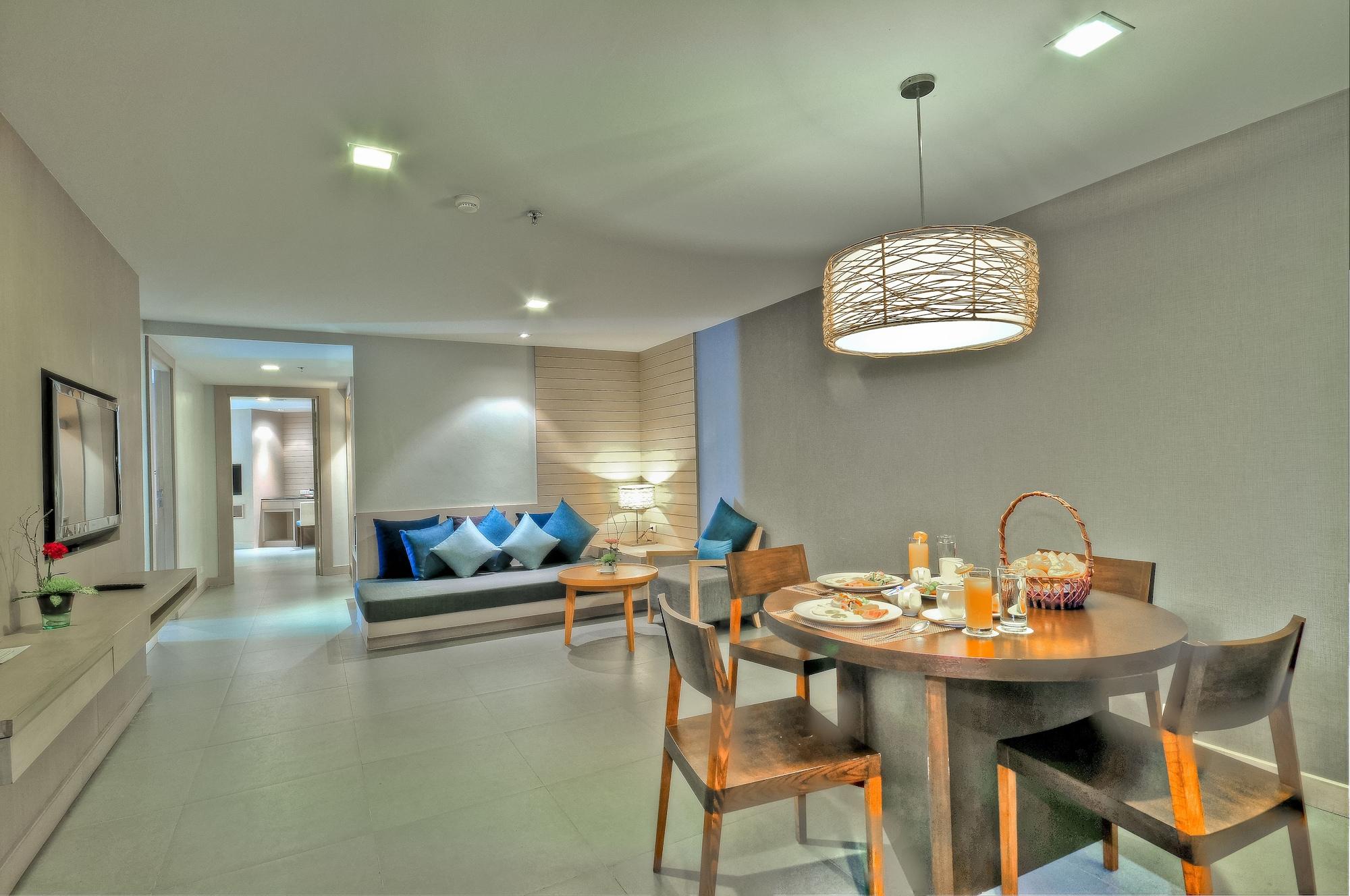 Ashlee Heights Hotel