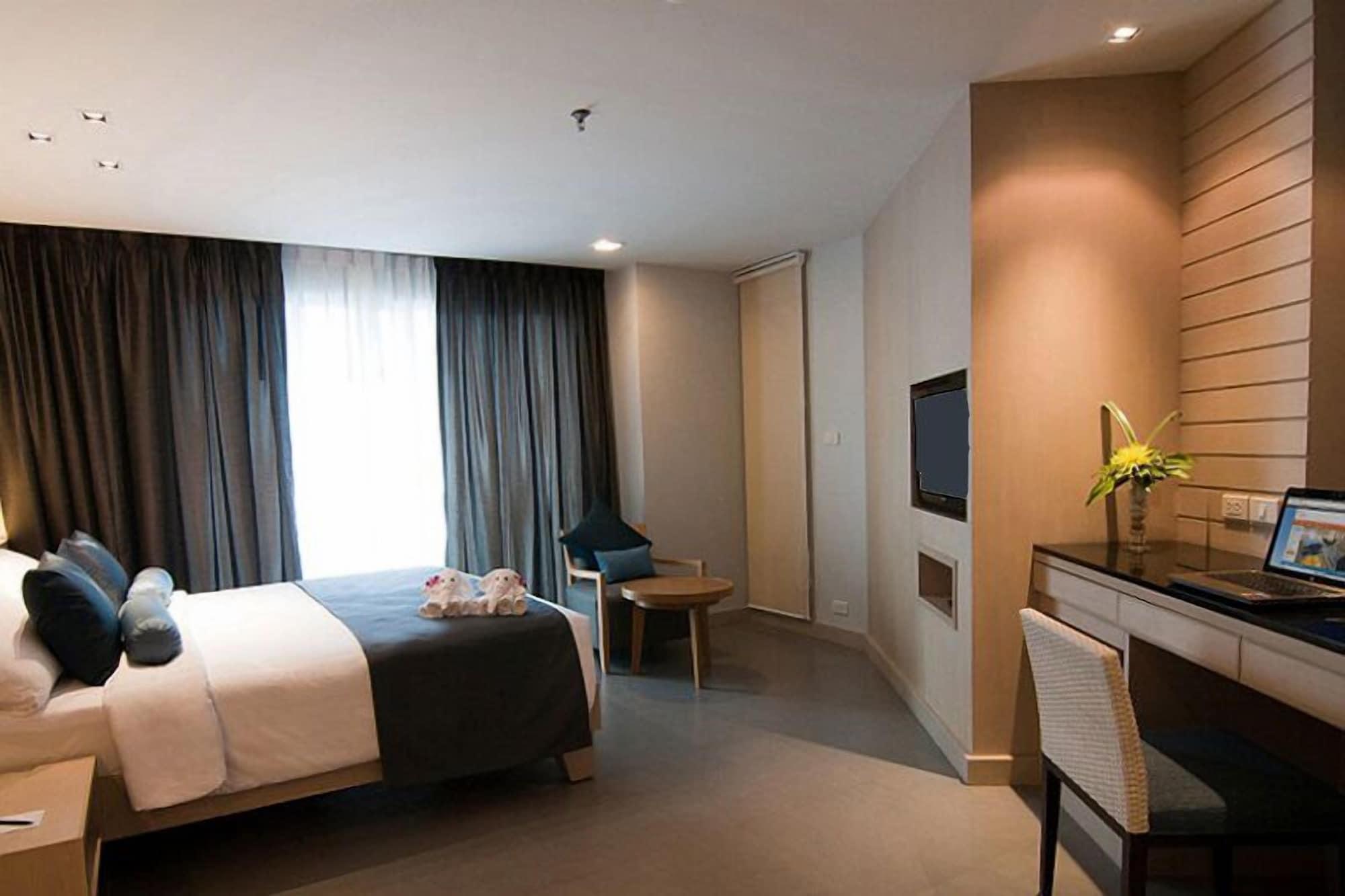 Hotel Ashlee Heights 4*