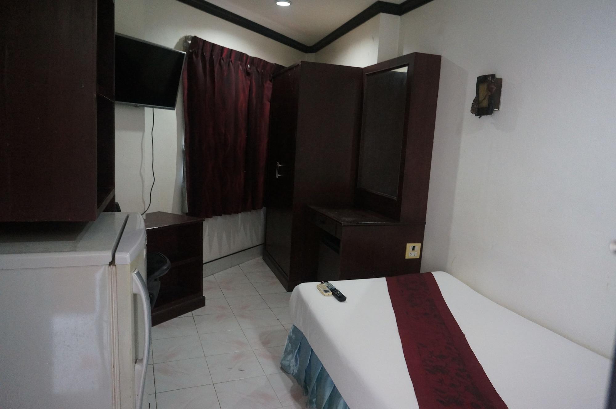 Lamai Hostel *