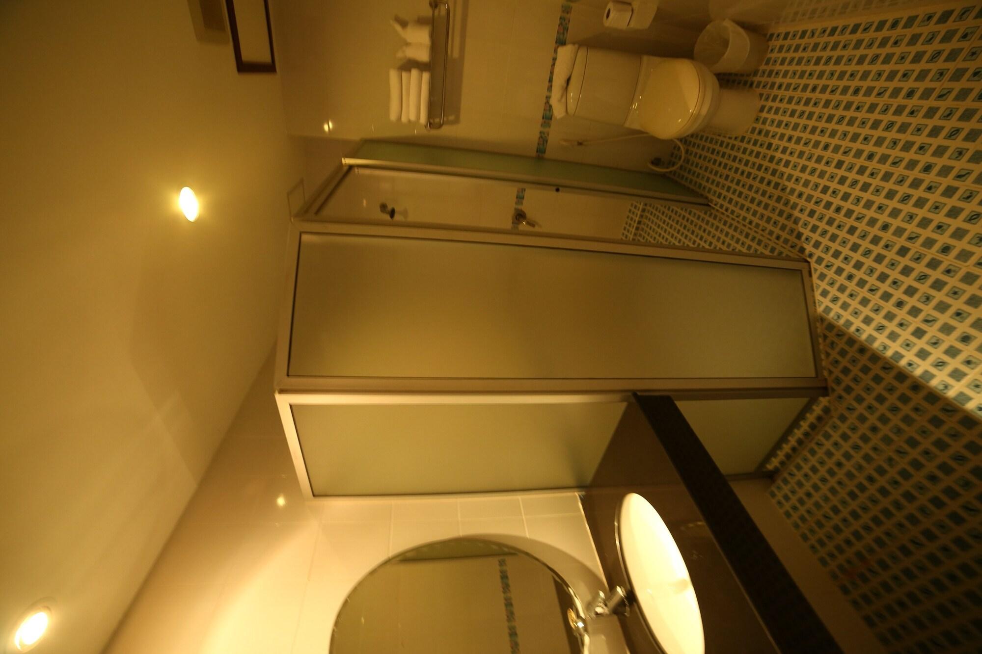 Pro Andaman Place Hotel Karon