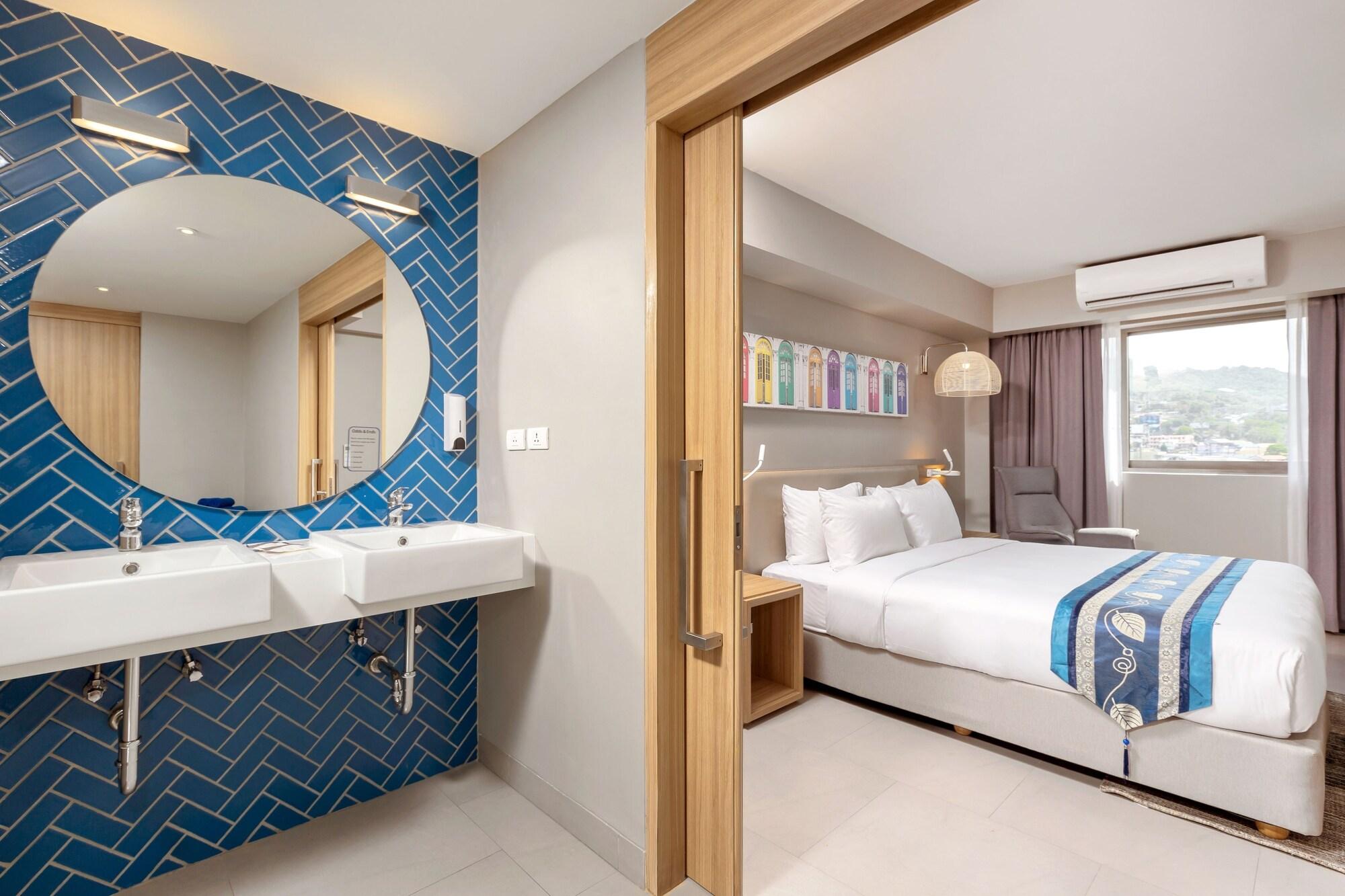 Journeyhub Phuket Hotel Patong