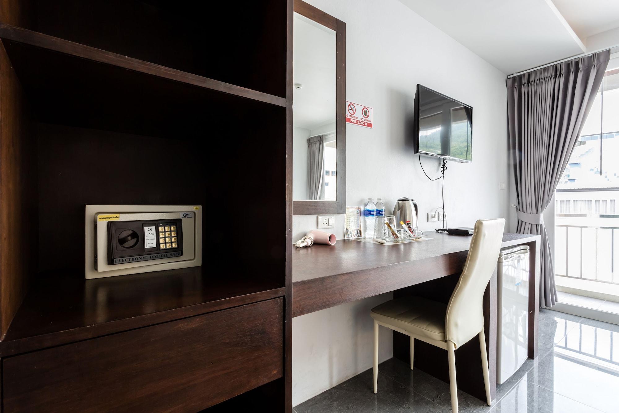 7q Bangla - Sha Certified Hotel Phuket