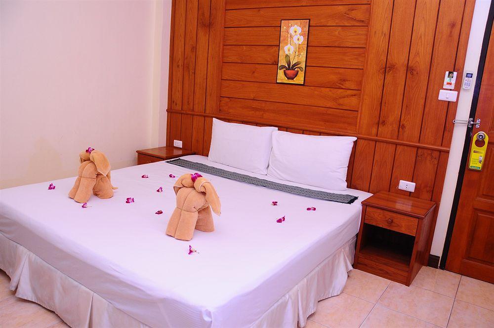 Sabaidee Hotel 3*