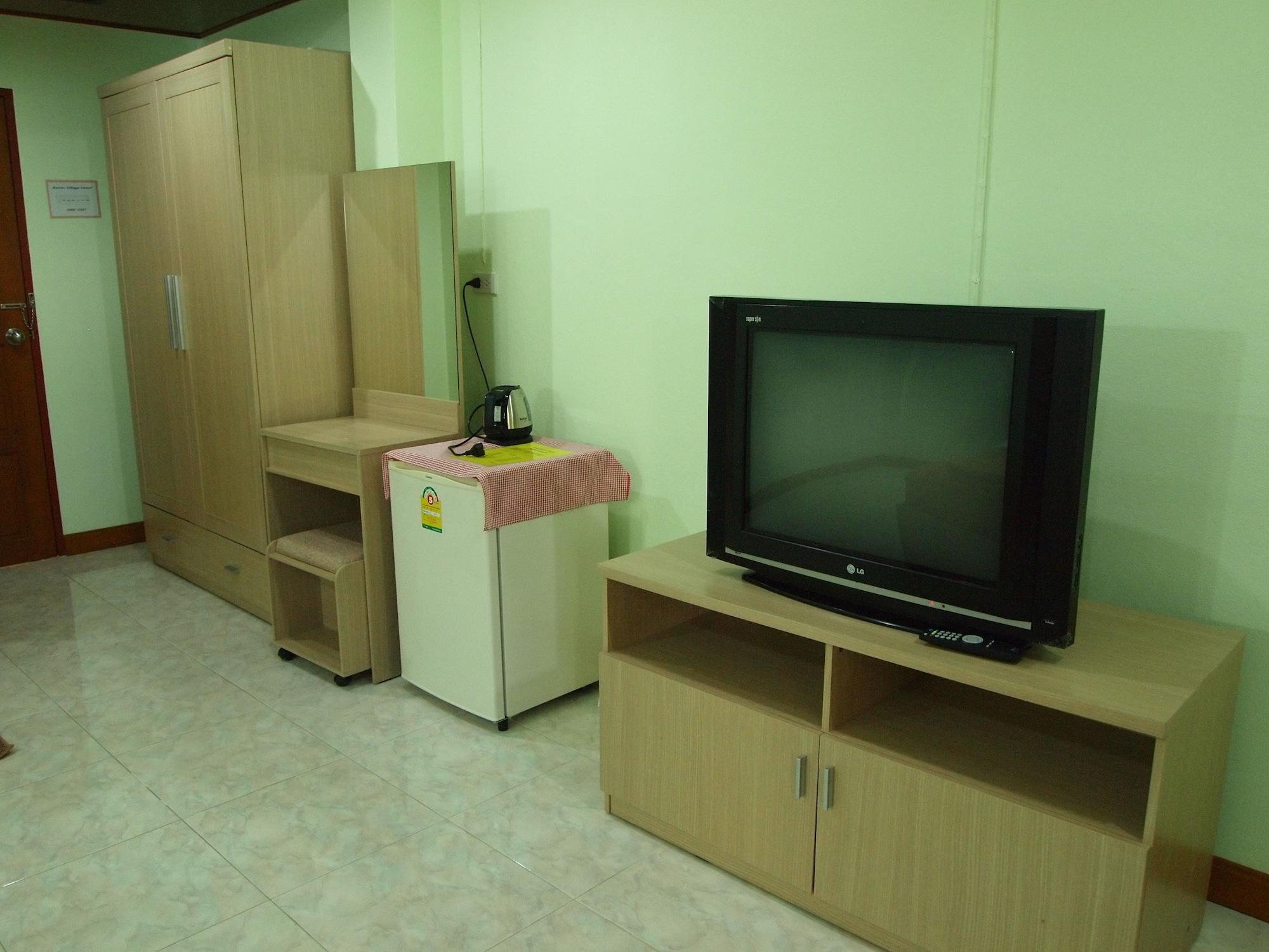 Hotel Village Karon